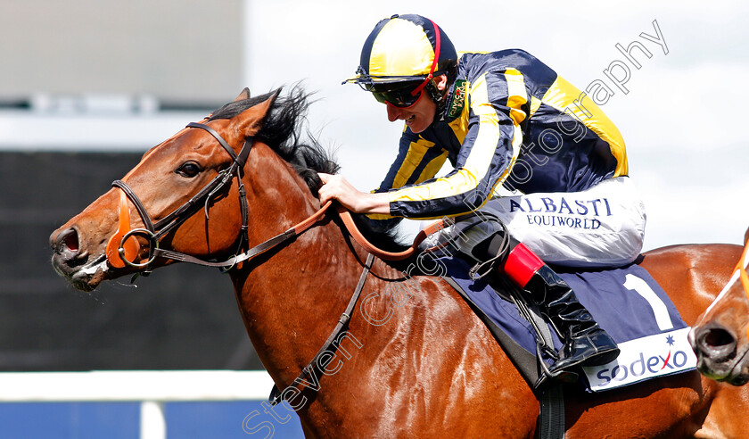 Getchagetchagetcha-0002 
 GETCHAGETCHAGETCHA (Adam Kirby) wins The Sodexo Conditions Stakes Ascot 2 May 2018 - Pic Steven Cargill / Racingfotos.com