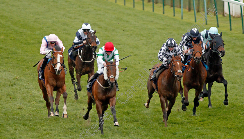 Enzo s-Lad-0001 
 ENZO'S LAD (2nd left, Clifford Lee) beats ROMAN SPINNER (3rd right) and GLOBAL EXCEL (left) in The Injured Jockey's Fund Handicap Yarmouth 24 Apr 2018 - Pic Steven Cargill / Racingfotos.com