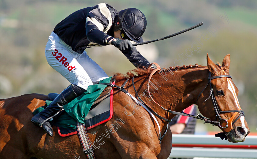 Winter-Lion-0007 
 WINTER LION (Paddy Brennan) wins The Nicholson Holman Handicap Chase Cheltenham 18 Apr 2018 - Pic Steven Cargill / Racingfotos.com