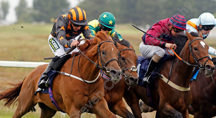 Johnny-Boom-0003 
 JOHNNY BOOM (left, Paul Hanagan) beats FLOWER OF THUNDER (right, Kieran O'Neill) in The Download The Quinnbet App Handicap
Yarmouth 1 Jul 2021 - Pic Steven Cargill / Racingfotos.com