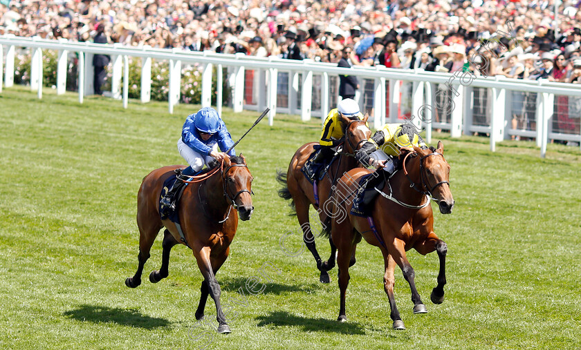 Main-Edition-0002 
 MAIN EDITION (right, James Doyle) beats LA PELOSA (left) in The Albany Stakes
Royal Ascot 22 Jun 2018 - Pic Steven Cargill / Racingfotos.com