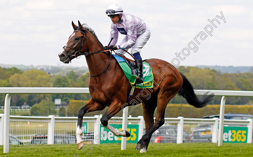 War-Rooms-0001 
 WAR ROOMS (Jim Crowley)
Sandown 26 Apr 2024 - Pic Steven Cargill / Racingfotos.com