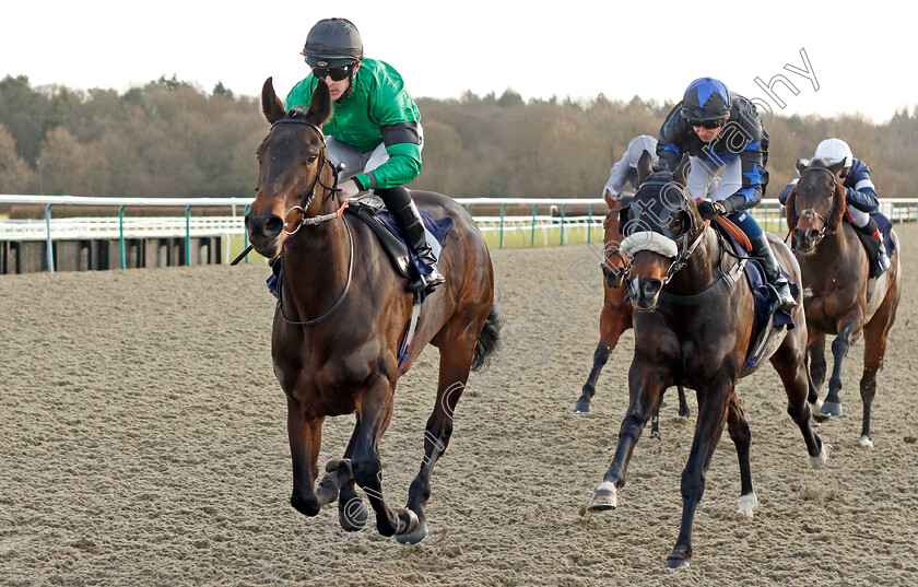 Fizzy-Feet-0003 
 FIZZY FEET (Richard Kingscote) beats KAMRA (right) in The Betway Heed Your Hunch Handicap
Lingfield 9 Dec 2019 - Pic Steven Cargill / Racingfotos.com