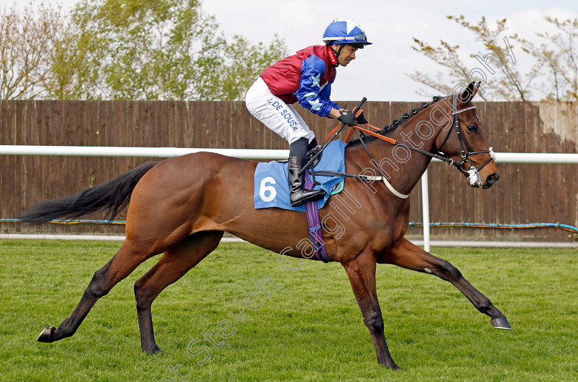 Battani-0002 
 BATTANI (Silvestre De Sousa)
Leicester 23 Apr 2022 - Pic Steven Cargill / Racingfotos.com