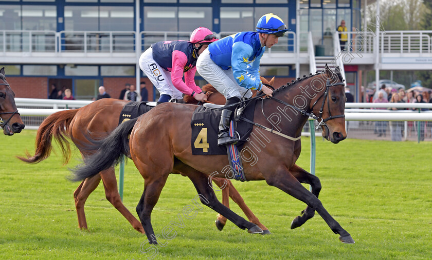 Zoom-Star-0001 
 ZOOM STAR (Mark Winn)
Nottingham 22 Apr 2023 - pic Steven Cargill / Becky Bailey / Racingfotos.com