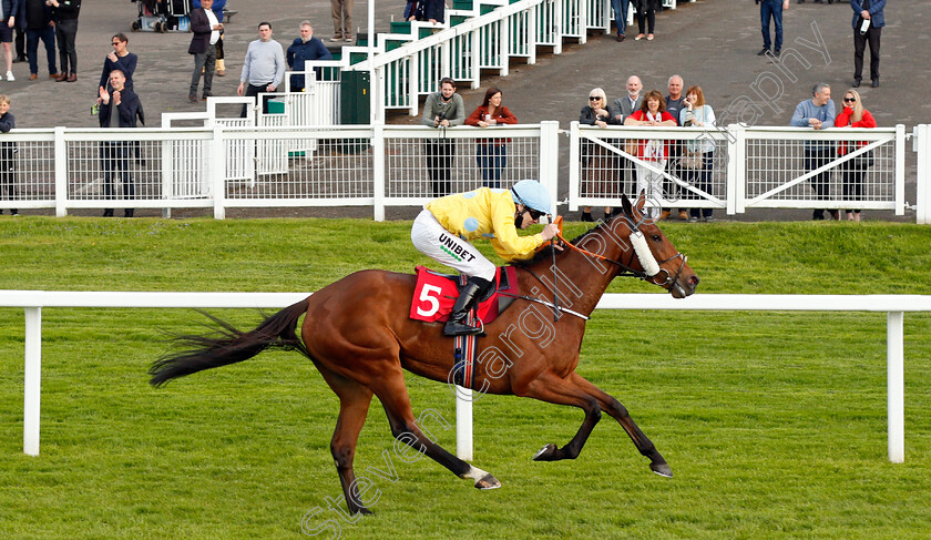 Lismore-0007 
 LISMORE (Jamie Spencer) wins The Coral Henry II Stakes
Sandown 27 May 2021 - Pic Steven Cargill / Racingfotos.com