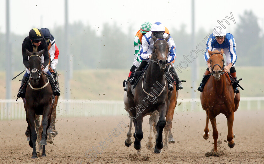 Buckingham-0005 
 BUCKINGHAM (centre, Charles Bishop) beats UM SHAMA (right) and PASS THE GIN (left) in The £20 Free Bets At totesport.com Novice Auction Stakes
Chelmsford 31 May 2018 - Pic Steven Cargill / Racingfotos.com