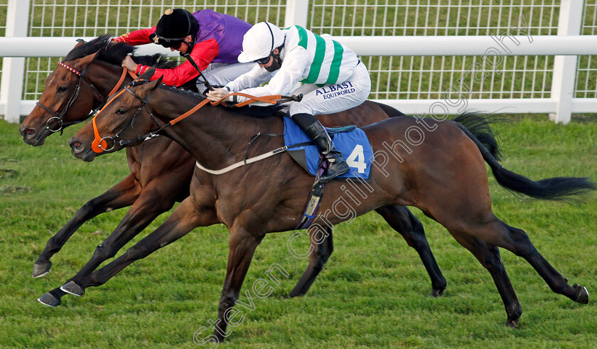 Award-Scheme-0004 
 AWARD SCHEME (farside, Martin Harley) beats ARRIVISTE (nearside) in The British EBF Fillies Handicap
Salisbury 11 Jul 2020 - Pic Steven Cargill / Racingfotos.com