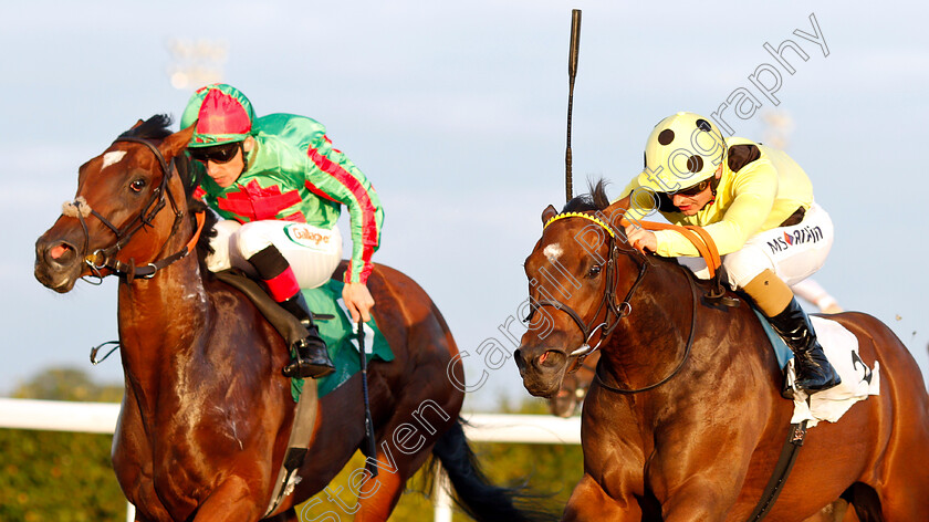 Angel s-Glory-0004 
 ANGEL'S GLORY (right, Andrea Atzeni) beats CARRICKLANE (left) in The Breeders Backing Racing EBF Fillies Novice Stakes Div2
Kempton 15 Aug 2018 - Pic Steven Cargill / Racingfotos.com