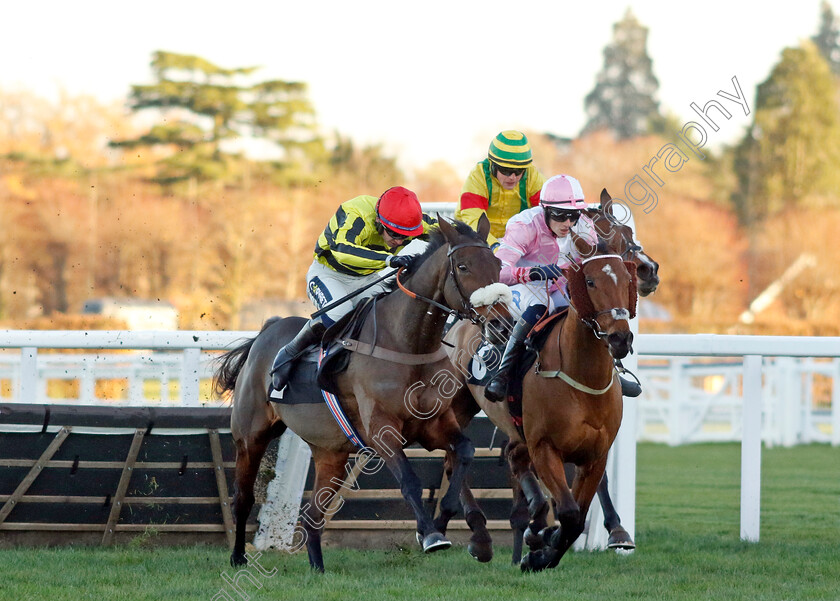 Midnightreflection-0003 
 MIDNIGHTREFLECTION (right, Charlie Case) beats WHITEHOTCHILLIFILI (left) in The Restorations UK Mares Handicap Hurdle
Ascot 25 Nov 2023 - Pic Steven Cargill / Racingfotos.com