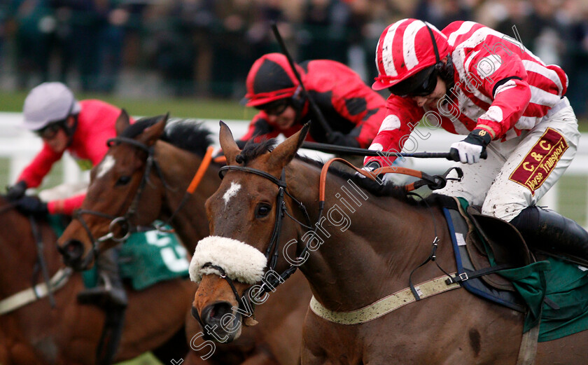 Remiluc-0005 
 REMILUC (Harry Reed) wins The Steel Plate And Sections Handicap Hurdle Cheltenham 27 Jan 2018 - Pic Steven Cargill / Racingfotos.com