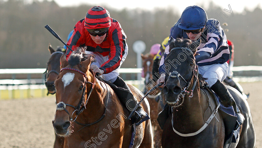 Fields-Of-Dreams-0006 
 FIELDS OF DREAMS (left, Jason Watson) beats THECHILDREN'STRUST (right) in The Bombardier British Hopped Amber Beer Handicap
Lingfield 11 Dec 2019 - Pic Steven Cargill / Racingfotos.com