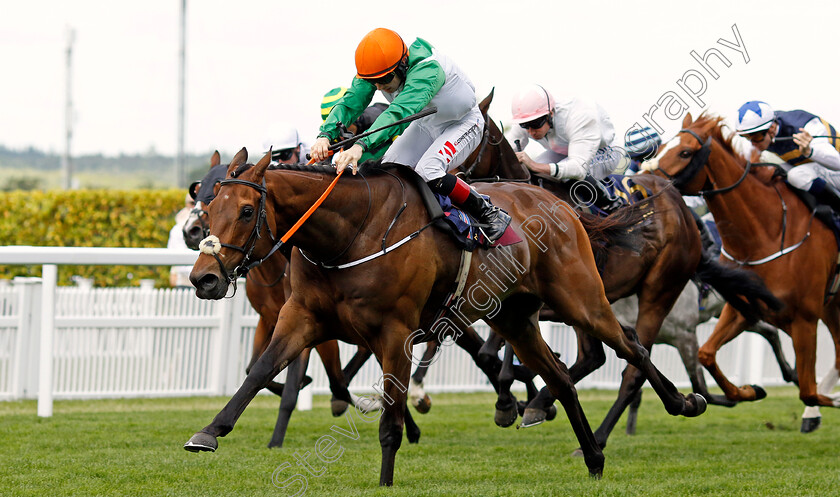 Crystal-Black-0001 
 CRYSTAL BLACK (Colin Keane) wins The Duke of Edinburgh Stakes
Royal Ascot 21 Jun 2024 - Pic Steven Cargill / Racingfotos.com