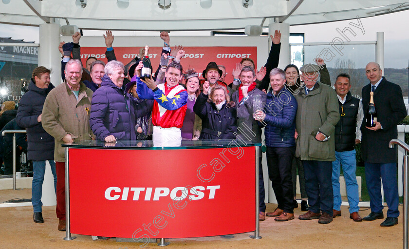 Goodbye-Dancer-0006 
 Presentation to The Noel Fehily Racing Syndicate, Fergal O'Brien and Paddy Brennan for The Citipost Handicap Hurdle won by GOODBYE DANCER
Cheltenham 13 Dec 2019 - Pic Steven Cargill / Racingfotos.com