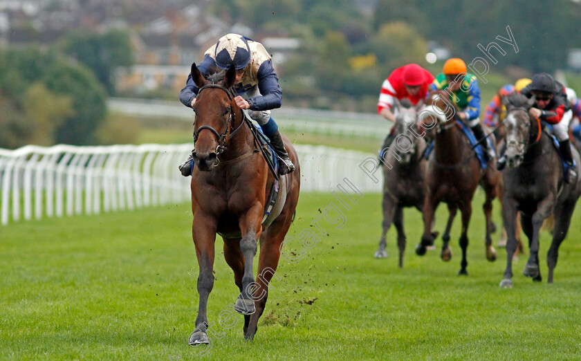 Rhythm-N-Rock-0006 
 RHYTHM N ROCK (William Buick) wins The @leicesterraces EBF Novice Stakes 
Leicester 12 Oct 2021 - Pic Steven Cargill / Racingfotos.com