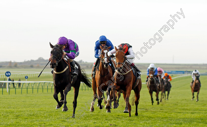 Caernarfon-0004 
 CAERNARFON (Connor Beasley) beats KEEP IN TOUCH (right) in the EBF Montrose Fillies Stakes 
Newmarket 29 Oct 2022 - Pic Steven Cargill / Racingfotos.com