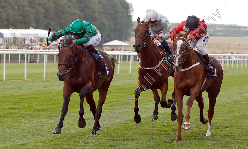 George-Villiers-0005 
 GEORGE VILLIERS (left, Robert Havlin) beats MISS MUMTAZ (right) and ILLUSIONAL (centre) in The Fly London Sothend Airport To Lyon Handicap
Newmarket 20 Jul 2018 - Pic Steven Cargill / Racingfotos.com