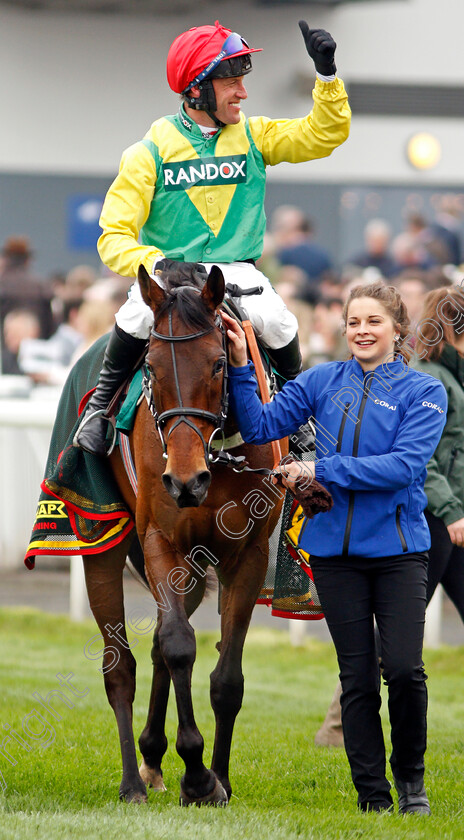 Finian s-Oscar-0007 
 FINIAN'S OSCAR (Robbie Power) after The Big Buck's Celebration Manifesto Novices Chase Aintree 12 Apr 2018 - Pic Steven Cargill / Racingfotos.com