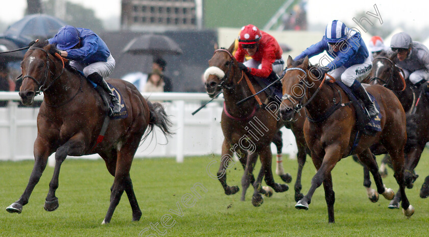 Blue-Point-0004 
 BLUE POINT (James Doyle) beats BATTAASH (right) in The King's Stand Stakes
Royal Ascot 18 Jun 2019 - Pic Steven Cargill / Racingfotos.com