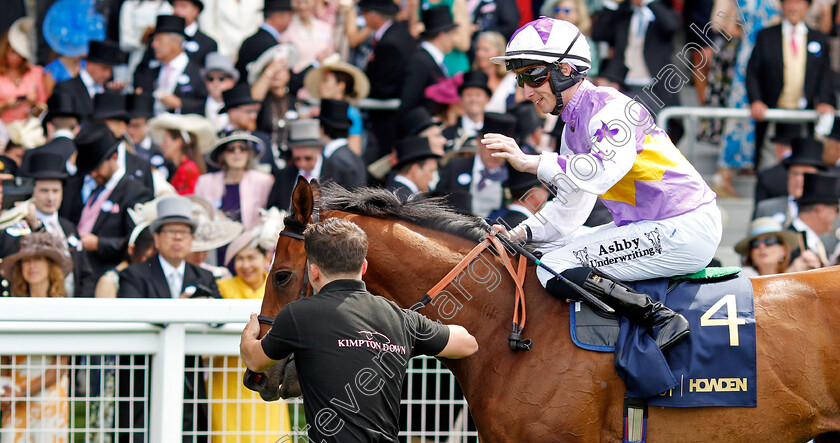 Going-The-Distance-0008 
 GOING THE DISTANCE (Rossa Ryan) winner of The King George V Stakes
Royal Ascot 20 Jun 2024 - Pic Steven Cargill / Racingfotos.com