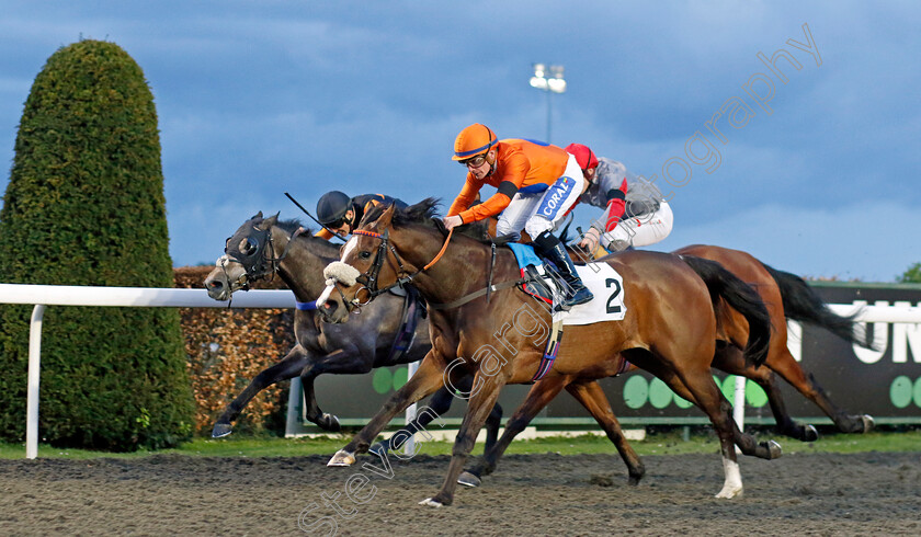 She s-Centimental-0003 
 SHE'S CENTIMENTAL (Kieran O'Neill) wins The Unibet Support Safe Gambling Fillies Handicap
Kempton 3 Apr 2024 - Pic Steven Cargill / Racingfotos.com