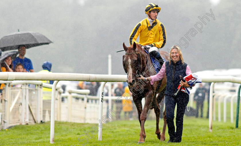 Sonnyboyliston-0008 
 SONNYBOYLISTON (Ben Coen) after The Sky Bet Ebor
York 21 Aug 2021 - Pic Steven Cargill / Racingfotos.com