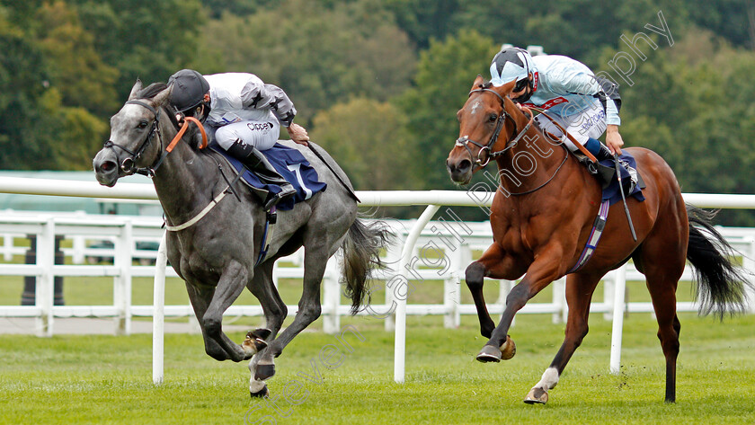 Night-On-Earth-0005 
 NIGHT ON EARTH (right, William Carver) beats WINGS OF A DOVE (left) in The Betway EBF Novice Stakes
Lingfield 2 Sep 2020 - Pic Steven Cargill / Racingfotos.com