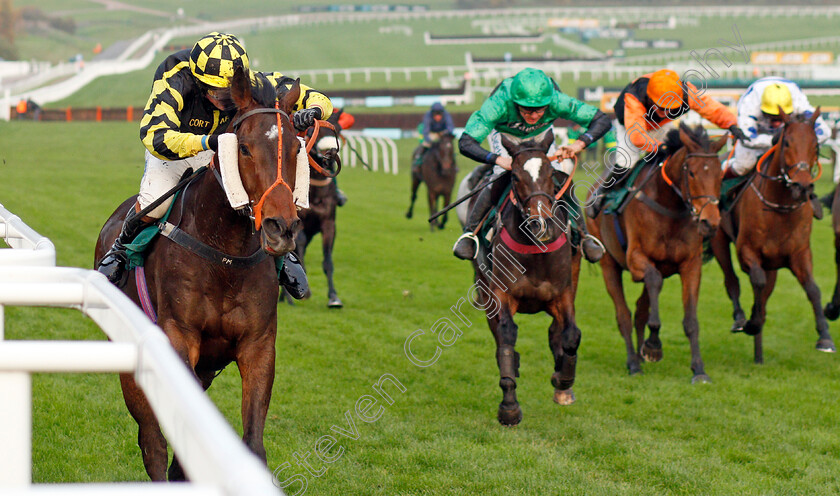 Golan-Fortune-0003 
 GOLAN FORTUNE (Sam Lee) wins The Spinal Injuries Association Big Buck's Handicap Hurdle
Cheltenham 16 Nov 2019 - Pic Steven Cargill / Racingfotos.com