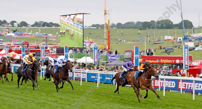 Rhoscolyn-0005 
 RHOSCOLYN (James Doyle) wins The Molson Coors Handicap
Epsom 31 May 2024 - pic Steven Cargill / Racingfotos.com