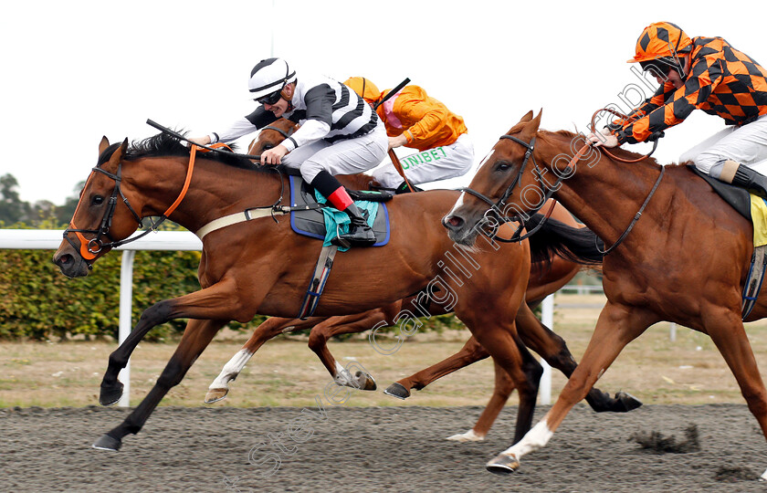 Precision-Prince-0002 
 PRECISION PRINCE (left, Kieran O'Neill) beats SOPHOSC (right) in The Starsports.bet Nursery
Kempton 15 Aug 2018 - Pic Steven Cargill / Racingfotos.com