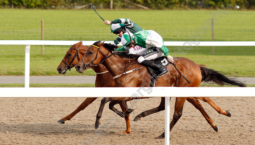 Lulu-Star-0004 
 LULU STAR (nearside, Joshua Bryan) beats BOSCASTLE (farside) in The Gates Ford Handicap
Chelmsford 30 Aug 2018 - Pic Steven Cargill / Racingfotos.com