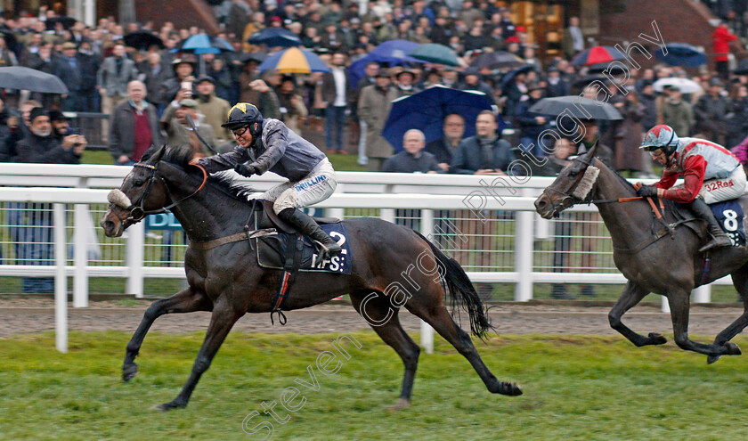 Thomas-Campbell-0005 
 THOMAS CAMPBELL (James Bowen) wins The Regulatory Finance Solutions Handicap Hurdle Cheltenham 18 Nov 2017 - Pic Steven Cargill / Racingfotos.com