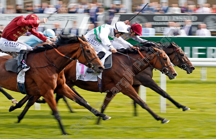 Alyssa-0004 
 ALYSSA (centre, Pat Dobbs) beats ALJEZEERA (right) and MELODIC MOTION (left) in The DFS Park Hill Stakes Doncaster 14 Sep 2017 - Pic Steven Cargill / Racingfotos.com