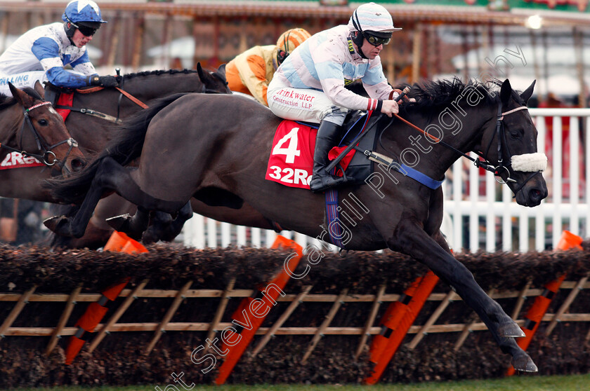 Jester-Jet-0001 
 JESTER JET (Robert Dunne) Kempton 27 Dec 2017 - Pic Steven Cargill / Racingfotos.com