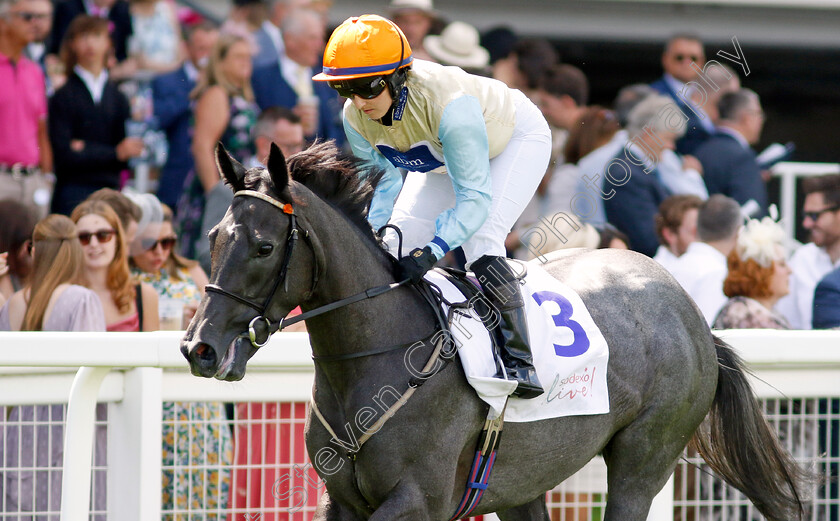 Betty-Clover-0001 
 BETTY CLOVER (Georgia Dobie)
Ascot 27 Jul 2024 - Pic Steven Cargill / Racingfotos.com