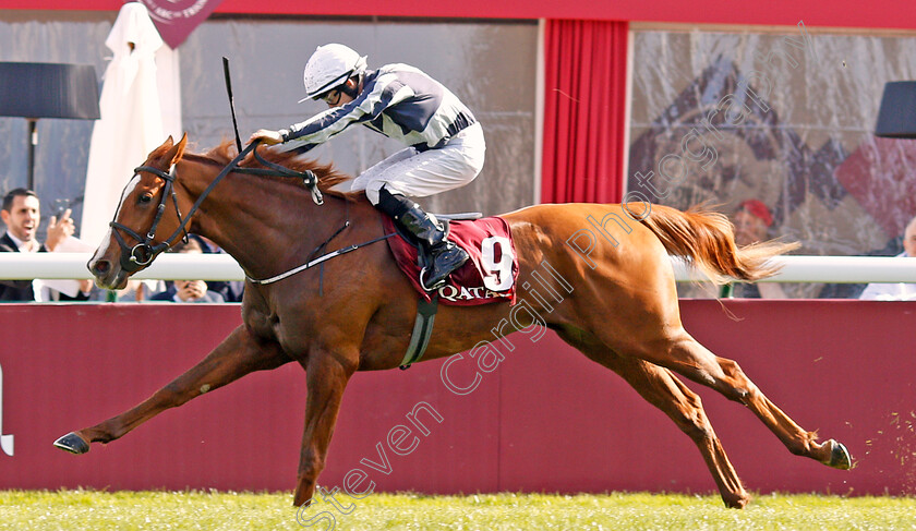 Albigna-0004 
 ALBIGNA (Shane Foley) wins The Qatar Prix Marcel Boussac
Longchamp 6 Oct 2019 - Pic Steven Cargill / Racingfotos.com