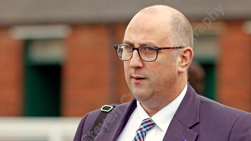 Nick-Rust-0002 
 NICK RUST, Chief Executiver of the BHA at Nottingham 1 May 2018 - Pic Steven Cargill / Racingfotos.com