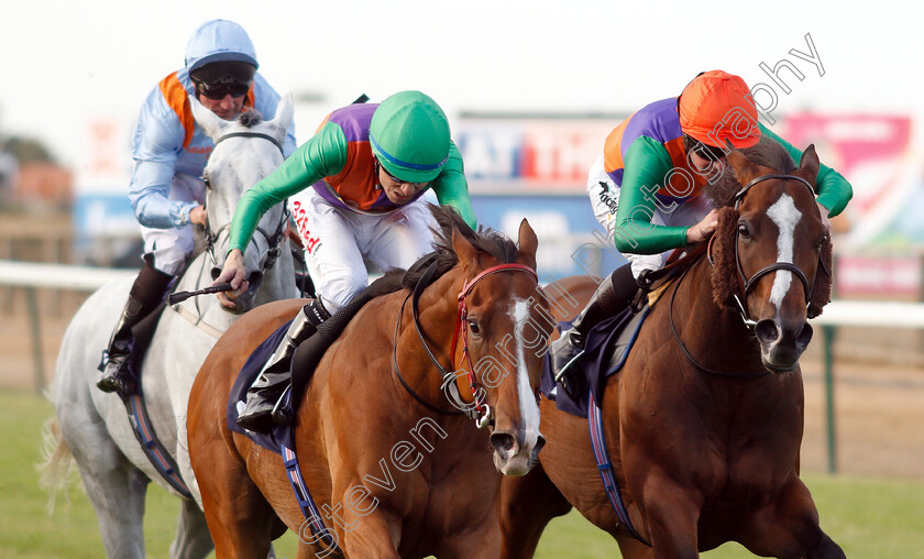 Hart-Stopper-0004 
 HART STOPPER (left, Jamie Spencer) beats RAUCOUS (right) in The Diomed Developments Optional Claiming Handicap
Yarmouth 18 Jul 2018 - Pic Steven Cargill / Racingfotos.com