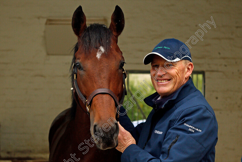 Cracksman-0010 
 CRACKSMAN with trainer John Gosden at his Clarehaven Stables in Newmarket 13 Oct 2017 - Pic Steven Cargill / Racingfotos.com