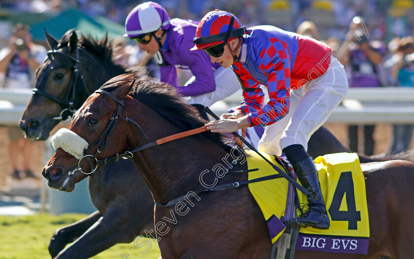 Big-Evs-0002 
 BIG EVS (Tom Marquand) wins The Breeders' Cup Juvenile Turf Sprint
Santa Anita 3 Nov 2023 - Pic Steven Cargill / Racingfotos.com