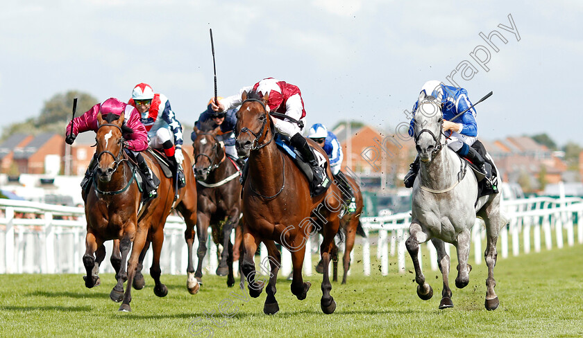 Glorious-Journey-0002 
 GLORIOUS JOURNEY (centre, James Doyle) beats LIBRISA BREEZE (right) in The Unibet Hungerford Stakes
Newbury 17 Aug 2019 - Pic Steven Cargill / Racingfotos.com