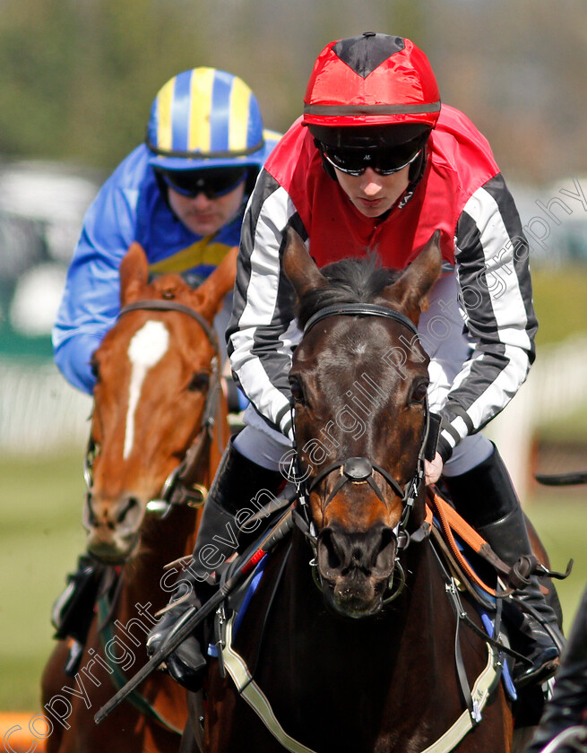 Nells-Son 
 NELLS SON (Danny McMenamin)
Aintree 9 Apr 2022 - Pic Steven Cargill / Racingfotos.com