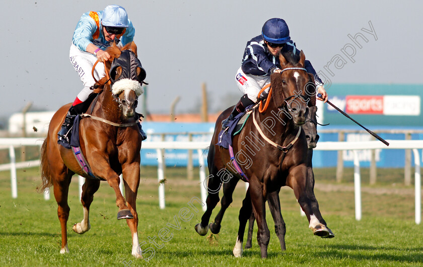 Tagovailoa-0003 
 TAGOVAILOA (right, Hollie Doyle) beats BLONDE WARRIOR (left) in The Moulton Nurseries of Acle Classified Claiming Stakes
Yarmouth 15 Sep 2020 - Pic Steven Cargill / Racingfotos.com