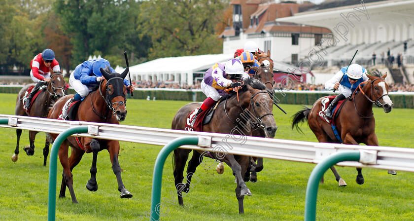 Angel-Bleu-0001 
 ANGEL BLEU (Frankie Dettori) beats NOBLE TRUTH (left) in The Qatar Prix Jean-Luc Lagardere
Longchamp 3 Oct 2021 - Pic Steven Cargill / Racingfotos.com