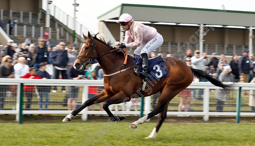 Take-It-Down-Under-0004 
 TAKE IT DOWN UNDER (Silvestre De Sousa) wins The Haven Seashore Holiday Handicap
Yarmouth 23 Apr 2019 - Pic Steven Cargill / Racingfotos.com