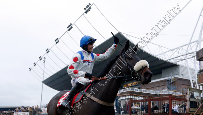 Clan-Des-Obeaux-0015 
 CLAN DES OBEAUX (Harry Cobden) after The 32Red King George VI Chase
Kempton 26 Dec 2018 - Pic Steven Cargill / Racingfotos.com