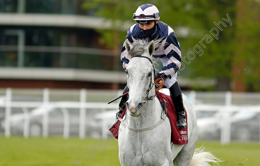 Lord-Glitters-0001 
 LORD GLITTERS (Daniel Tudhope)
Newbury 15 May 2021 - Pic Steven Cargill / Racingfotos.com