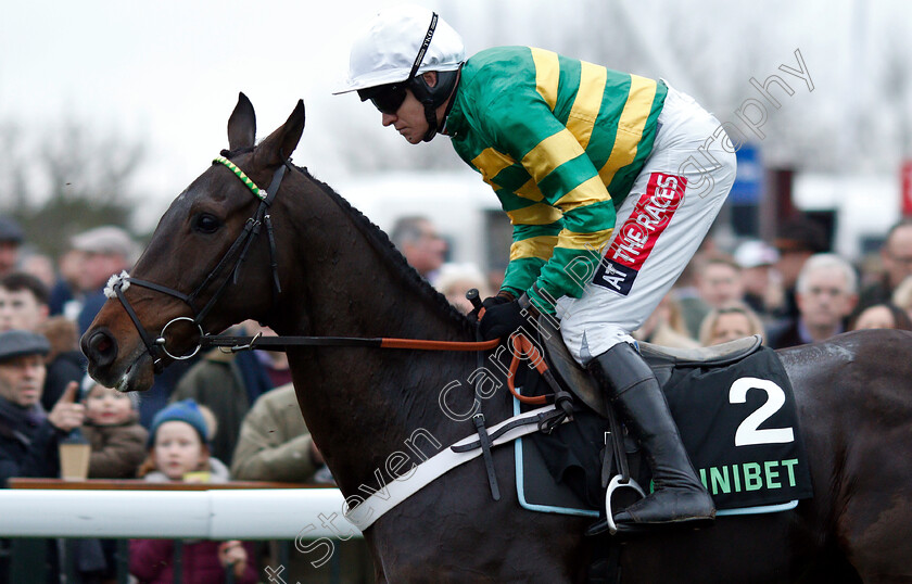 Buveur-D Air-0002 
 BUVEUR D'AIR (Barry Geraghty)
Kempton 26 Dec 2018 - Pic Steven Cargill / Racingfotos.com