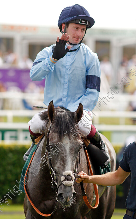 Harrow-0007 
 HARROW (Oisin Murphy) after The Weatherbys Scientific £200,000 2-y-o Stakes
Doncaster 9 Sep 2021 - Pic Steven Cargill / Racingfotos.com