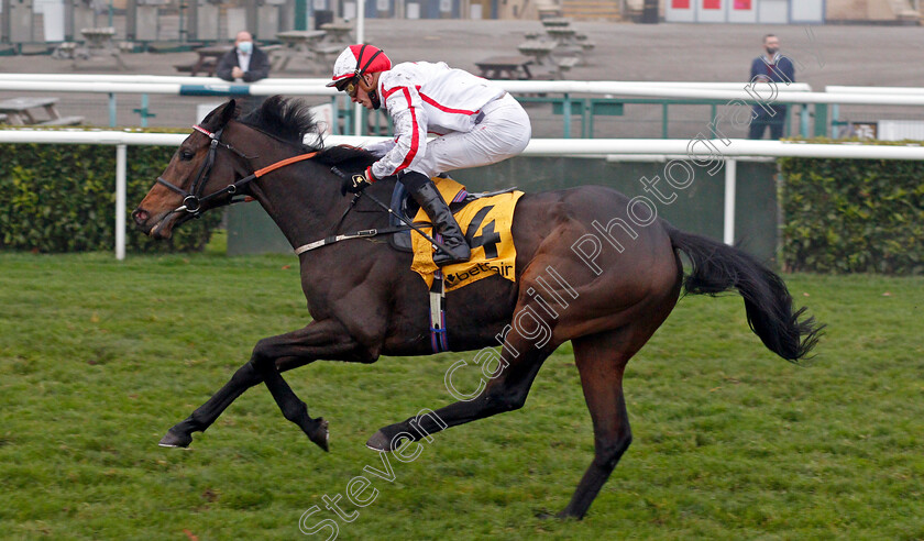 On-To-Victory-0005 
 ON TO VICTORY (James Doyle) wins The Betfair November Handicap
Doncaster 7 Nov 2020 - Pic Steven Cargill / Racingfotos.com